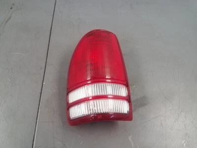 2000 Dodge Dakota R/T Xcab Left Tail Light #6021 Q4 - Изображение 1 из 4