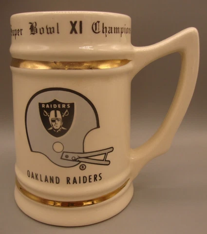 OAKLAND RAIDERS SUPER BOWL XI CHAMPIONS CERAMIC STEIN MUG Cover