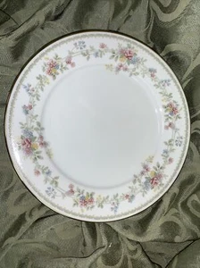 Noritake Contemporary “Memory” pattern Set Of 4 - 10 3/8” Dinner Plates - Picture 1 of 4