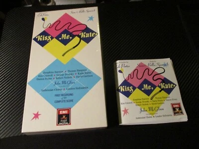 COLE PORTER KISS ME, KATE 2 CASSETTE EMI ANGEL BOX SET JOHN McGLINN - Image 1 of 4