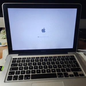 Macbook Pro A1278  2008 SSD 128 4 Gb Ram 13,3 Poll Batteria Nuova NNO  Parte PIU - Foto 1 di 16