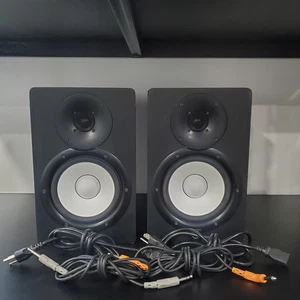 (PAAR) Yamaha HS7 aktive Studiomonitor-Lautsprecher, 6,5" Zoll, schwarz FUNKTIONIERT SUPER - Bild 1 von 8