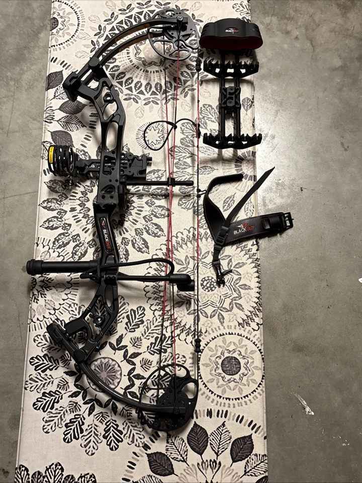 Arco compuesto Blackout Faze DL:28. Diestro. ¡Excelente estado! Foto 1 de 4