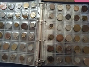 A large collection lot of foreign coinage, good to circulated. Over 2 kilos - Picture 1 of 6