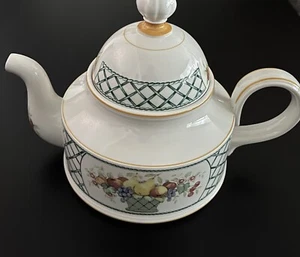 New Villeroy & Boch 1748 Germany BASKET Teapot 4 Cup Fruit Lattice Pattern - Picture 1 of 8