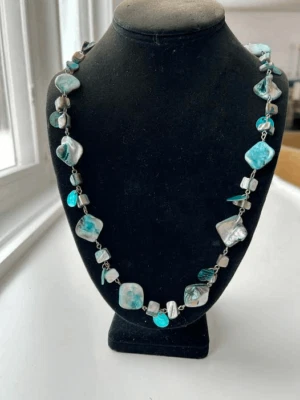 Elegant Turquoise Shell Necklace - Image 1 of 4