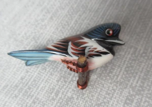 Vintage Takahashi handbemalte Holz Chickadee Brosche Anstecknadel - signiert - d5 vh - Bild 1 von 6