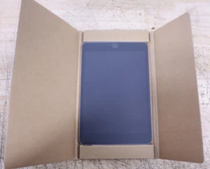 Nuovo Apple iPad Mini 4 128 GB Wi-Fi 7,9 in grigio siderale MK992LL/A Mini4 grigio A1538 - Foto 1 di 6