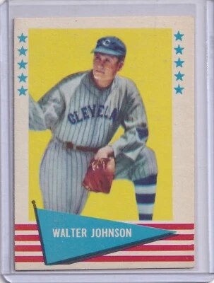 Walter Johnson 1961 Fleer Baseball Greats # 49 Cleveland - Ex Foto 1 de 2