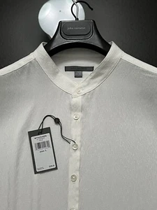 Camisa de Lujo Colección John Varvatos - Cuello Mandarina - Textura Arrugada - $398 - Imagen 1 de 15