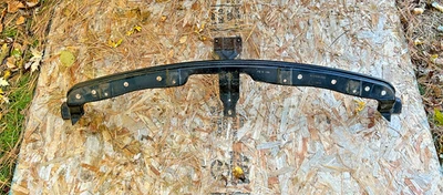 2009 - 2014 Nissan Maxima OEM Front Bumper Upper Retainer Bracket PN 622409N00A - Image 1 of 4