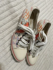Ed Hardy DAMEN-SNEAKER MIT KEILABSATZ Größe 5 US Y2K Herzen Spaß - Bild 1 von 4
