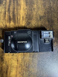 Cámara fotográfica compacta Olympus XA 35 mm con flash A11 - sin probar - Imagen 1 de 6