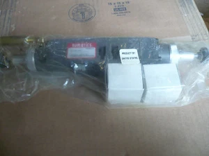 New Numatics I12RC600JP00000 Valve - Picture 1 of 2