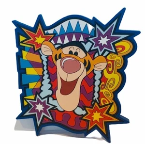 Tigger Walt Disney World Magnet vtg theme park souvenir disneyland Winnie Pooh 2 - Picture 1 of 3