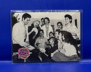 1992 The River Group The Elvis Collection #603 Elvis With fans - Picture 1 of 2