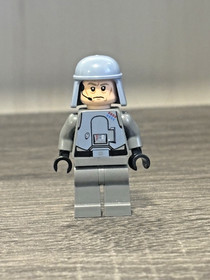 Lego Star Wars Minifigure General Maximillian Veers sw0579 75054 Genuine 