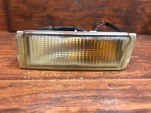 Renault - Eagle Medallion: 1988, 1989, Left - Driver Turn Signal Light - Picture 1 of 9
