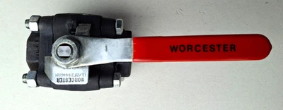 Válvula de bola Worcester/Flowserve 1-1/2 FZ4446RM roscada de 1-1/2" Foto 1 de 4