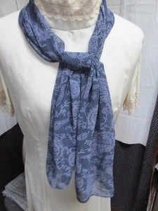""LANGER SCHAL STAHLBLAU MIT PAISLEY DESIGN"" - Bild 1 von 2