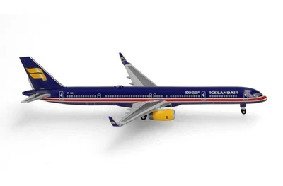New! Herpa 538237 Icelandair 757-300 "100 Years of Independence", TF-ISX - 1:500 - Image 1 of 4