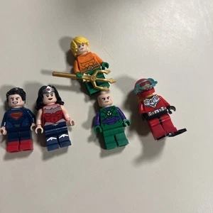 LEGO DC Comics Mini-Figures Lot Aquaman Superman Robin Lex Wonder Woman - Picture 1 of 7