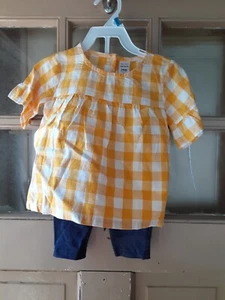 Carter's Girls Top & Leggings Size 24 Mo. NEW WITH TAGS - Picture 1 of 2