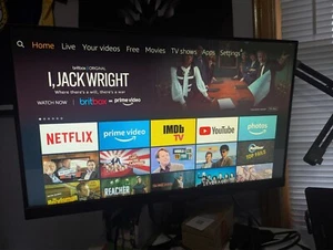 Amazon Fire Stick 1st Gen W87CUN w/ Remote CV98LM Complete Factory Reset - Picture 1 of 2