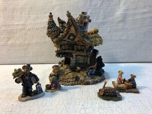 Tienda de Coleccionables Boyds Bearly Built Villages Mr. Penny Pinchers + Acc 19023 19523 - Imagen 1 de 10