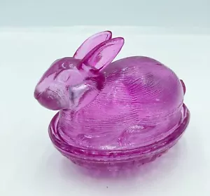 Conejo de Pascua de primavera de vidrio púrpura en canasta exhibición de dulces - Imagen 1 de 7