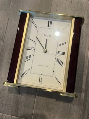 RELOJ DE ESCRITORIO/MANTO CAMPANA BULOVA WESTMINSTER DE COLECCIÓN CUARZO ROMANO LATÓN LADOS DE PALO DE ROSA Foto 1 de 4