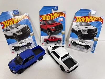 5 英寸压铸 2019 RAM 1500 皮卡车批量 1/46 比例 Rebel 2020 2023 白色蓝色 — 第 1/3 张图片