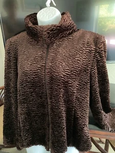 VINTAGE Utex Faux Persian Lamb Fur JACKET in DK BROWN Mint condition szMED - Picture 1 of 9