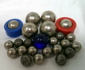 1960's Metal Game Pieces (24 each) - Picture 1 of 1
