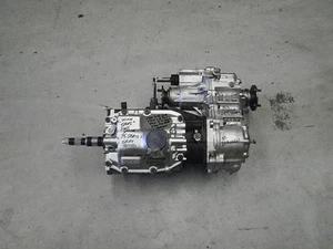 TOYOTA LANDCRUISER HZJ75 SERIES GEARBOX & TRANSFER CASE RECONDITIONED EXCHANGE - Picture 1 of 5
