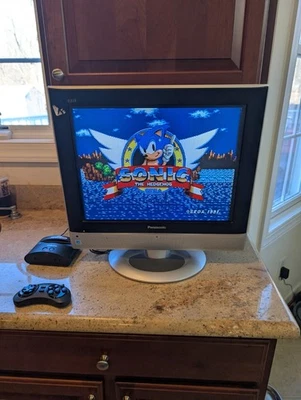 2004 Panasonic TC-20L 20" 480p 4:3 LCD TV for Retro Gaming Component/S-VIDEO - Image 1 of 4
