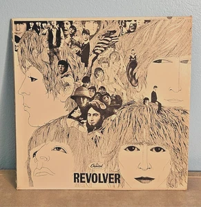 VINTAGE 60s The Beatles REVOLVER LP 1969 Capitol Records ST-2576 2-sided England - Picture 1 of 11