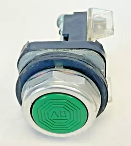 ALLEN BRADLEY - 800T-XD1 SER D - MOMENTARY PUSH BUTTON - GREEN - Picture 1 of 7