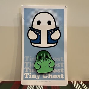 Bimtoy Tiny Ghost Enamel GITD Glow Pin Ectoplasm 👻 LE300 ECCC 2019 - Picture 1 of 4