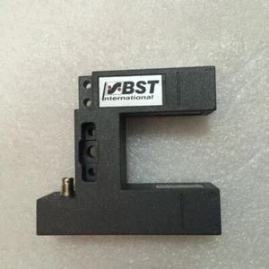 Optical deflectometer for deflection roller propellers in the papermaking  - Picture 1 of 8