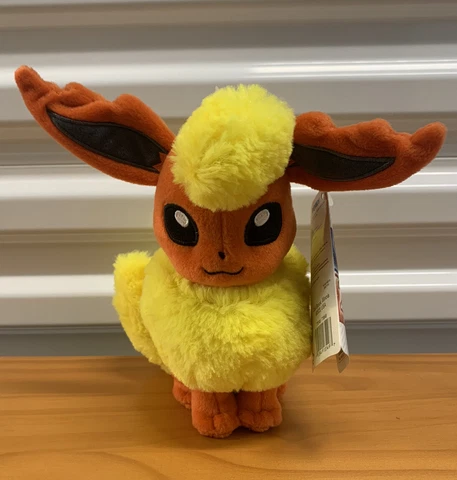 TOMY Pokemon XY Evolutions Flareon 8” Plush With Tags Cover