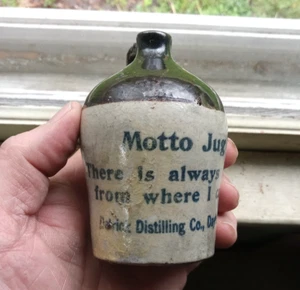 DETRICK MOTTO KRUG "THERE IS ALWAYS MORE FROM WHERE I CAME" PRE PRO WHISKEY JUG - Bild 1 von 10