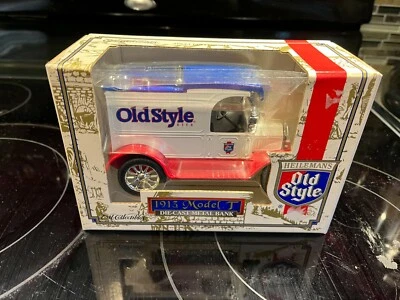 Banco de metal fundido a presión Ertl Collectibles Heileman's 1913 modelo T Foto 1 de 3