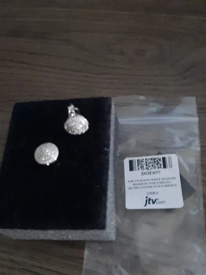 Brand New JTV#DOE097:.10ctw Rnd wht diamond rhod over sterling cluster earrings - Image 1 of 2