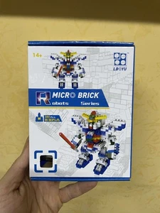 Lboyu Micro Brick / Blocks Robots Series 8305A Gundam 380 Pcs - Picture 1 of 1
