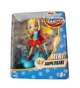 DC Super Hero Girls Mini Supergirl Mattel Alter 6+ Neu im Karton Geschenk DC Comics 3 Zoll - Bild 1 von 6