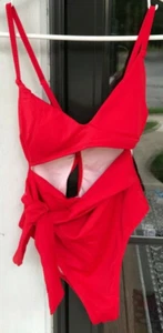 Traje de baño Shade & Shore talla XS 0-2 rojo con faja recortada frontal corbata una pieza nuevo $40 * - Imagen 1 de 9