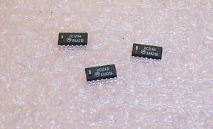 QTY (100) MC74HC126AD MOTOROLA SOIC-14 QUAD NON-INVERTING BUFFER HC126A NOS - Bild 1 von 1