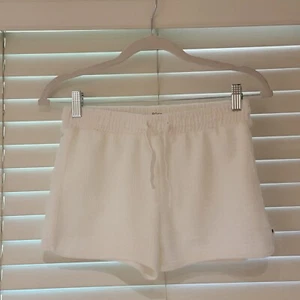 Roxy Shorts Girls Size Large 12-14 White Textured Elastic Drawstring Waist Comfy - Picture 1 of 5