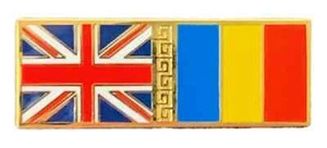 *NEW DESIGN* UK Union Jack & Romania Friendship Flags Enamel Lapel Pin Badge - Picture 1 of 8
